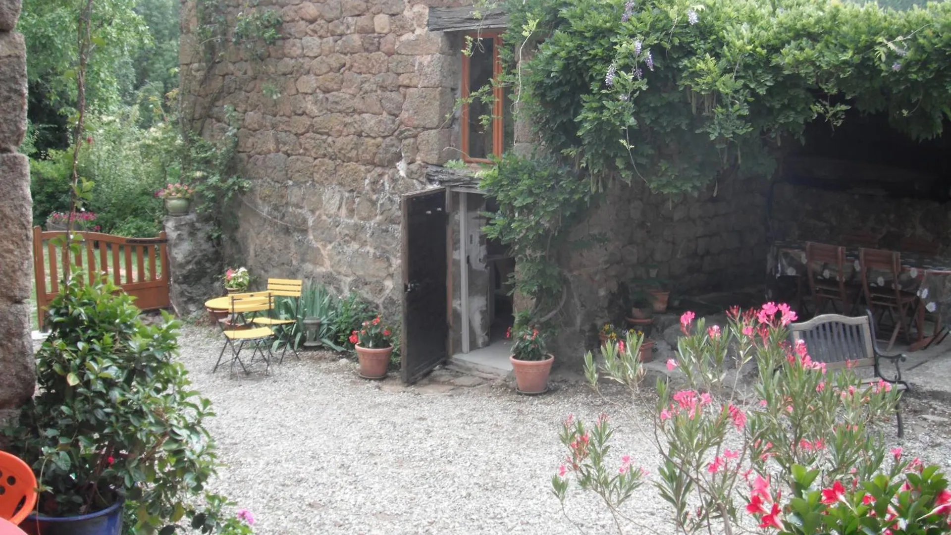 Holiday home Gites De Fouard 
